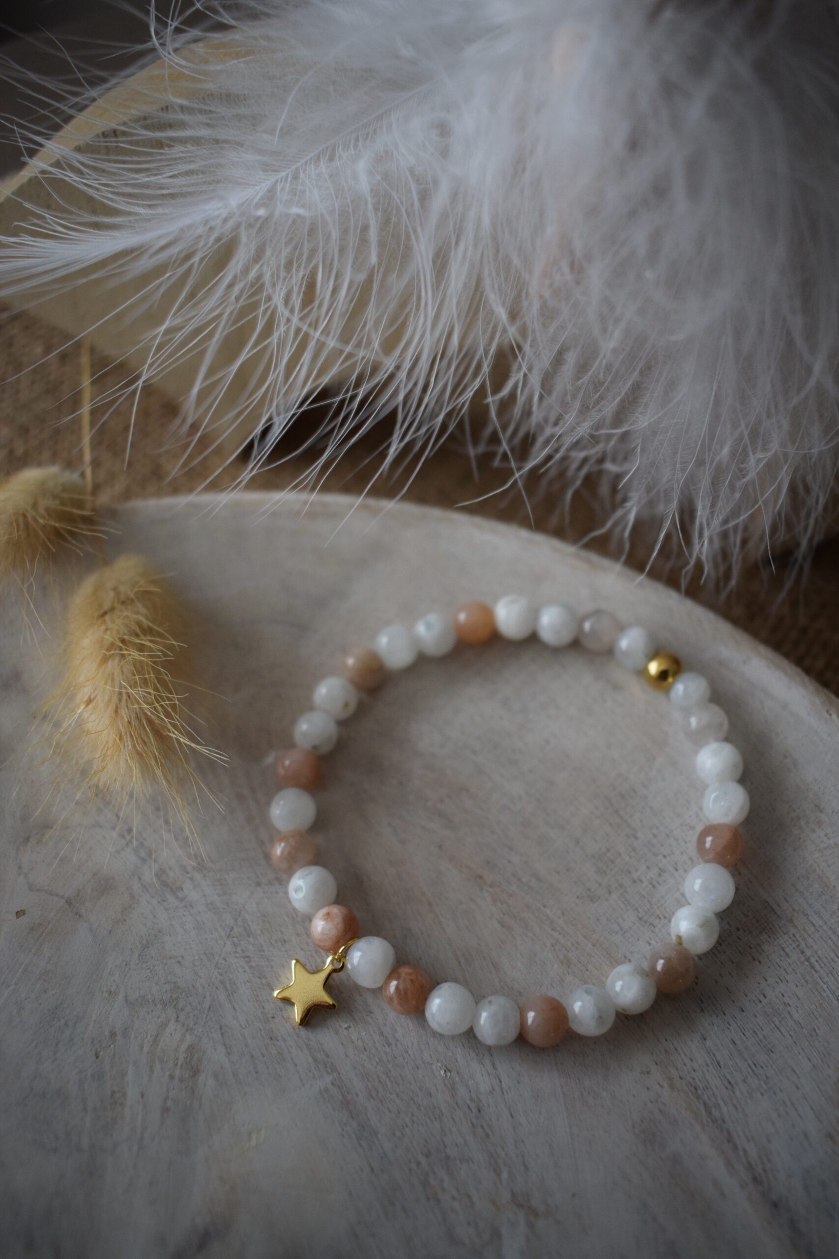 Kralenarmbandje Maan- en zonnesteen 6mm met ster ~ ST 005 - Afbeelding 2