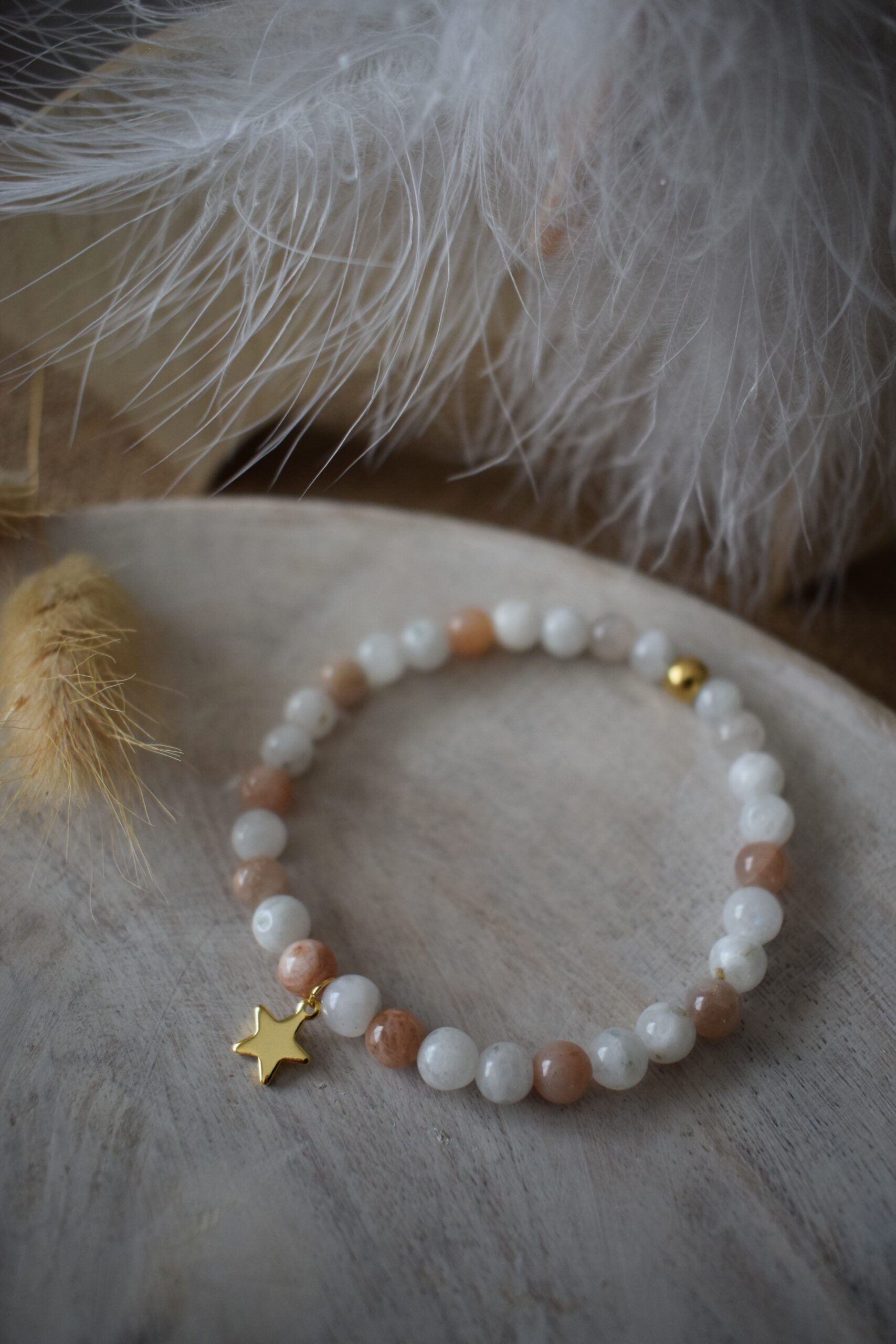 Kralenarmbandje Maan- en zonnesteen 6mm met ster ~ ST 005 - Afbeelding 3