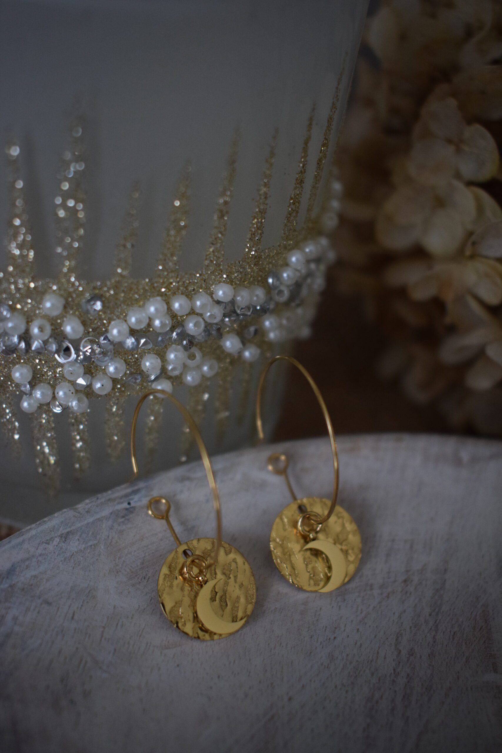Stainless steel earhoops met Maan ~ MA 001 - Afbeelding 4