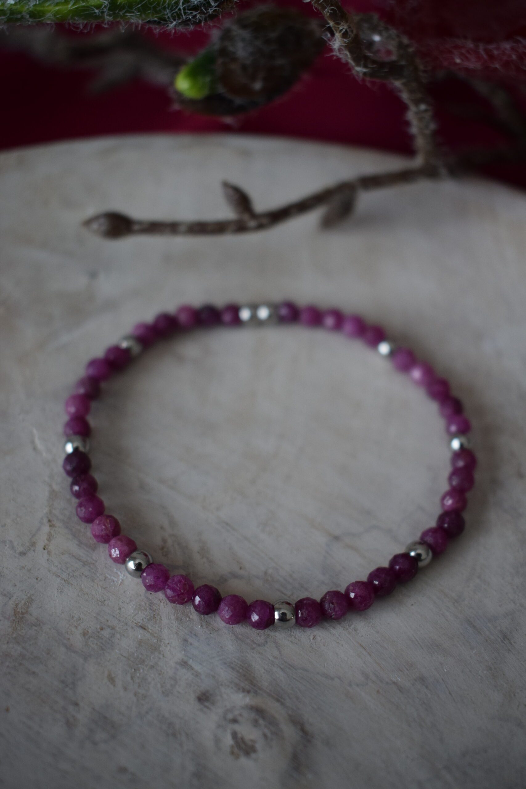 Kralenarmbandje Robijn 4mm kralen ~ ROB 002 - Afbeelding 3