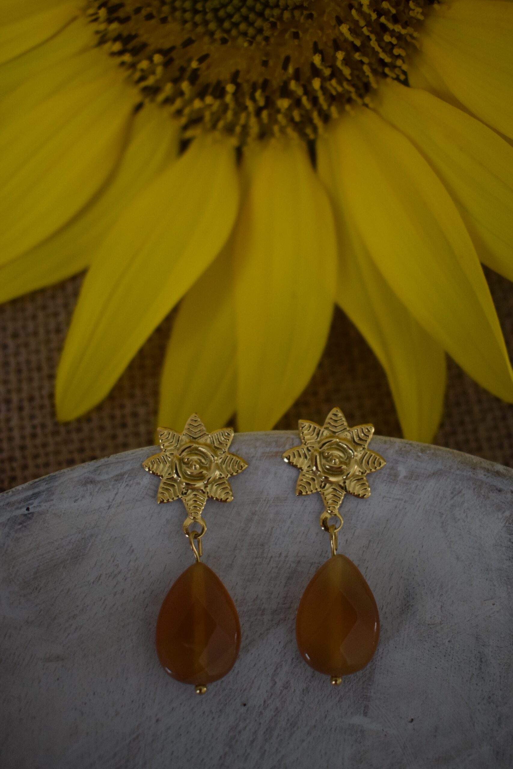 Fleurige oorhangers met edelsteen Carneool ~ CA 001 - Afbeelding 3
